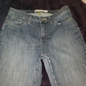 Jean's
